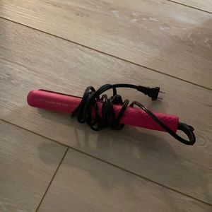 1.25 ceramic hot pink straightener